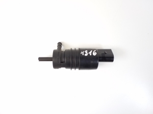 BMW Z4 E89 (2009–2016) Front windshield washer pump 6934160 - 2