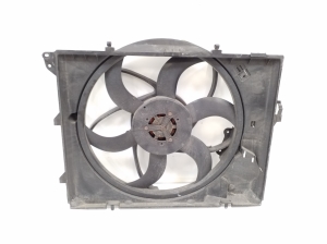 BMW Z4 E89 (2009–2016) Dzesēšanas ventilators un tā daļas 7577969 - 3