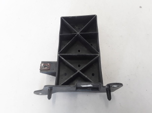 RENAULT Twingo III (2014–2026) Other bracket 620928531R - 2