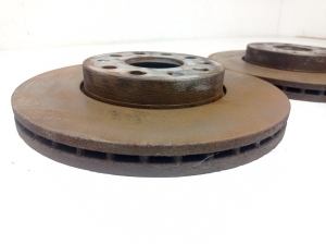Volkswagen Golf VIII (2019–2026) Eesmine piduriketas 5Q0615301H - 4