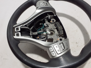  Steering wheel 