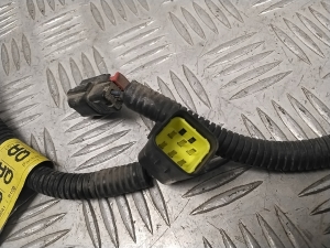  Rear parking sensor cable 