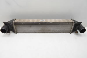  Intercooler radiaator 