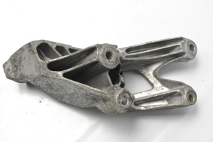 AUDI A4 B8 (2007–2016) Engine bracket 8K0199307BE - 3