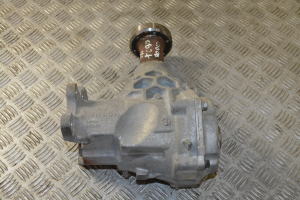 VOLVO XC90 (2015–2024) Transfer case and its parts P31492836 - 2