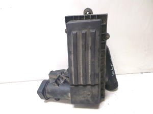 Volkswagen Jetta (2005–2011) Luftfiltergehäuse 3C0129607AE  3C0129601AK - 3