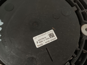 Volkswagen ID.4 I (2020–2026) Dzesēšanas ventilators un tā daļas 1EA121203E - 3