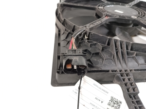 Volkswagen ID.4 I (2020–2026) Dzesēšanas ventilators un tā daļas 1EA121203E - 4