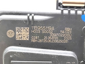 AUDI Q4 e-tron I (2021–2026) Scheibenwischermechanismus 11B955119A - 4
