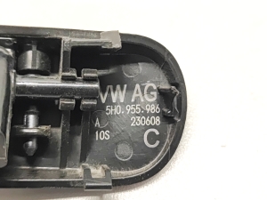 AUDI Q4 e-tron I (2021–2026) Frontscheibenwaschdüse 5H0955986 - 3