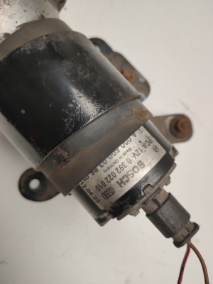 Mercedes Benz GL-Class 166 (2012–2015) Auxiliary water pump A0005000386 - 3