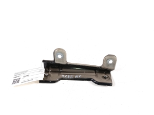 Front fender bracket - 11A821431