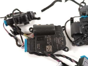 Volkswagen ID.4 I (2020–2026) Heater flap actuator 1EA971566M - 3