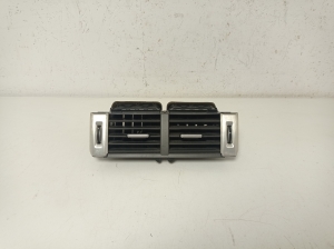   Interior panel ventilation grilles 