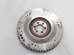  Clutch flywheel 