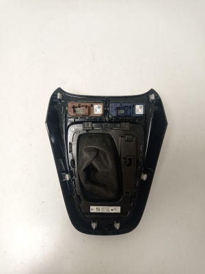 Opel Crossland X X 75 (2017–2026) Gear lever trim 39157032 - 4