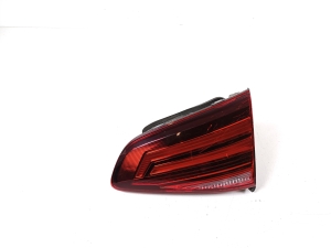 Tail light on trunk lid - 5G0945094AG