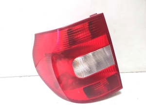 Rear corner light - 5L0945095