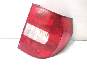 Rear corner light - 5L0945096  5L0945112