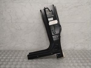 Priekšējo durvju stabs - G64104CCMA