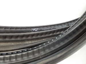 BMW Z4 E89 (2009–2016) Front door rubber seal 7046101 - 2
