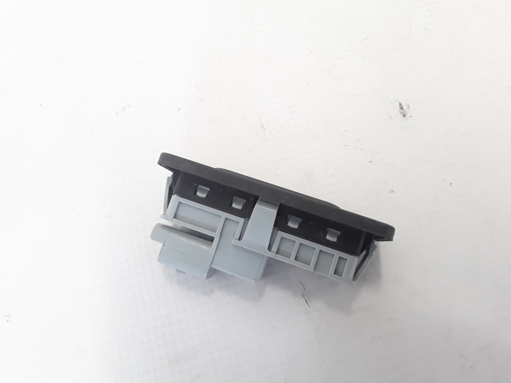 RENAULT Twingo 3 generation (2014-2023) Кнопка открывания задней крышки 906069264R 21081443