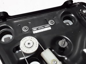 AUDI A5 (2007–2016) Rear fork windscreen lifter 8F0839398D - 2