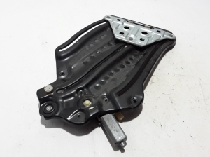 AUDI A5 (2007–2016) Rear fork windscreen lifter 8F0839398D - 3
