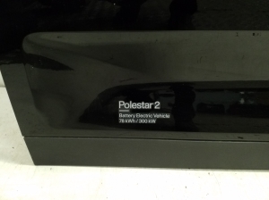 Polestar 2 II (2021–2026) Esiuks 32228592 - 3
