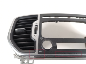 Kia Sportage (2016–2021) Dashboard air vent grilles - 4