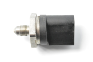  High pressure fuel line sensor 