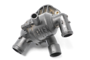 Skoda Fabia MK 2 (2007–2014) Thermostatgehäuse 03L121111R - 4