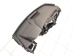AUDI Q4 e-tron I (2021–2026) Armatuurlaud 89B857001 - 5