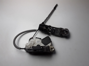 Serrure de porte avant - 