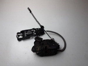 Volkswagen Polo V (2009–2017) Front door lock - 3