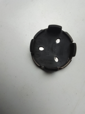 Ford Fiesta VI (2008–2017) Nabenkappe 6M211003AA - 2