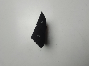   Parkimissüsteemi lüliti  - E1GT13D734BAW 