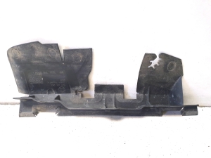 Radiator air deflector - 5L0121283