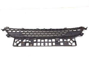  Front bumper lower grille 