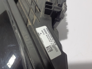 VOLVO V60 (2018–2026) Scheinwerfer vorne 32342533 - 3