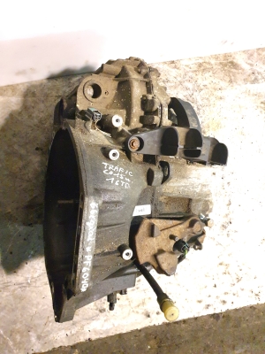 RENAULT Trafic III (2014–2022) Getriebe PF6040 - 4