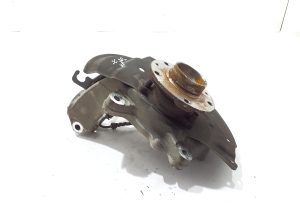 RENAULT Scenic (2016–2026) Front wheel hub 400113779R - 2