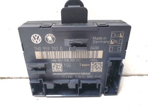 Türsteuergerät vorn - 7N0959792D