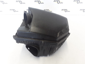 VOLVO S80 II (2006–2016) Luftfiltergehäuse 30748207 - 4