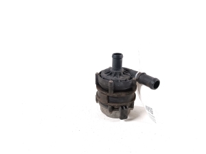 Polestar 2 II (2021–2026) Auxiliary water pump 32257968 - 2