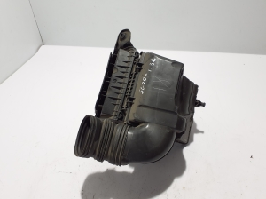 RENAULT Scenic (2016–2026) Luftfiltergehäuse 165006427R - 3