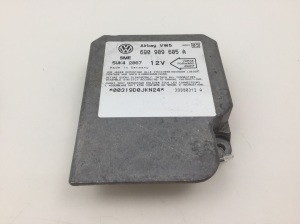 Volkswagen Golf IV (1997–2003) Airbagsteuergerät 6Q0909605A - 3