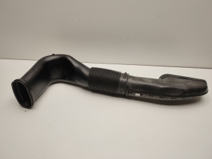  Air intake hose 