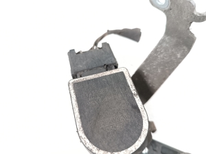 Polestar 2 II (2021–2026) Andur tagumisel rummul 32233077 - 3