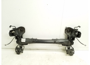   Rear axle beam 